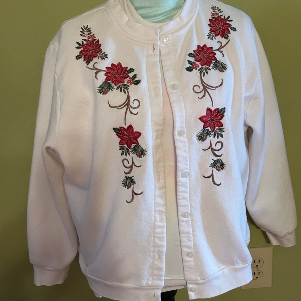Vintage Christmas Cardigan button up with embroidered poinsettias size L Petite